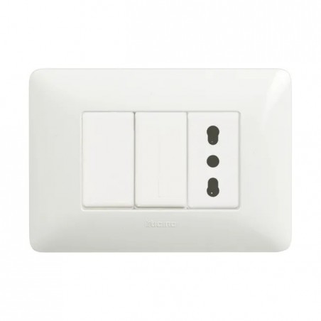 Micro camera Wifi Full HD in Presa Elettrica con Placca Personalizzabile e Trasformatore 220V Integrato